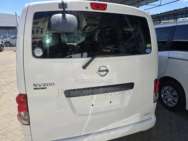 Nissan NV200 2019 Pearl