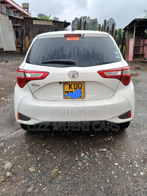 Toyota Vitz 1.0 FWD 5dr 2016 White