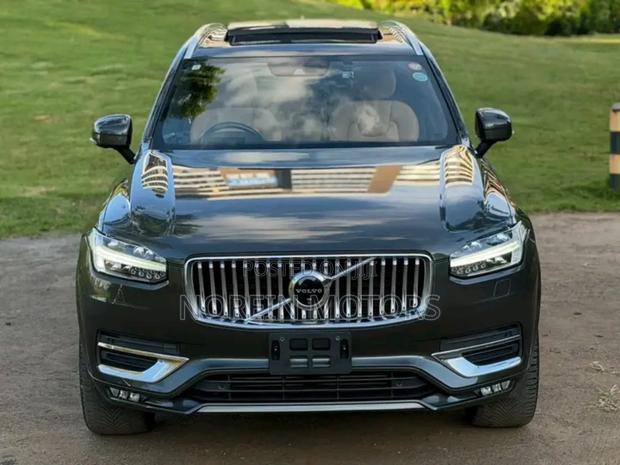 Volvo XC90 2020 Green