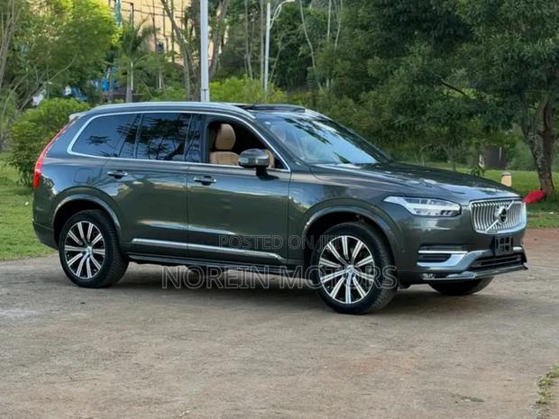 Volvo XC90 2020 Green