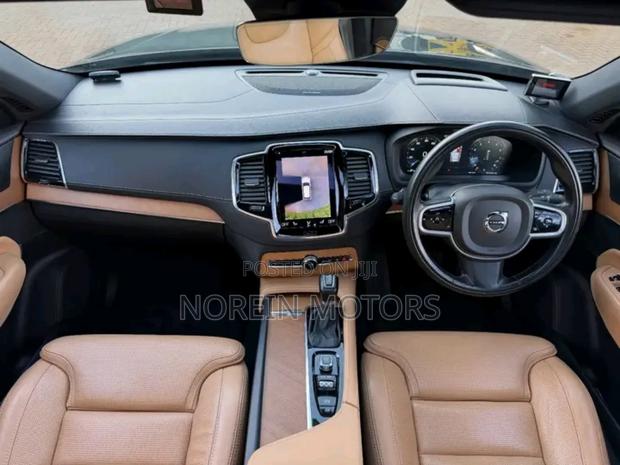Volvo XC90 2020 Green