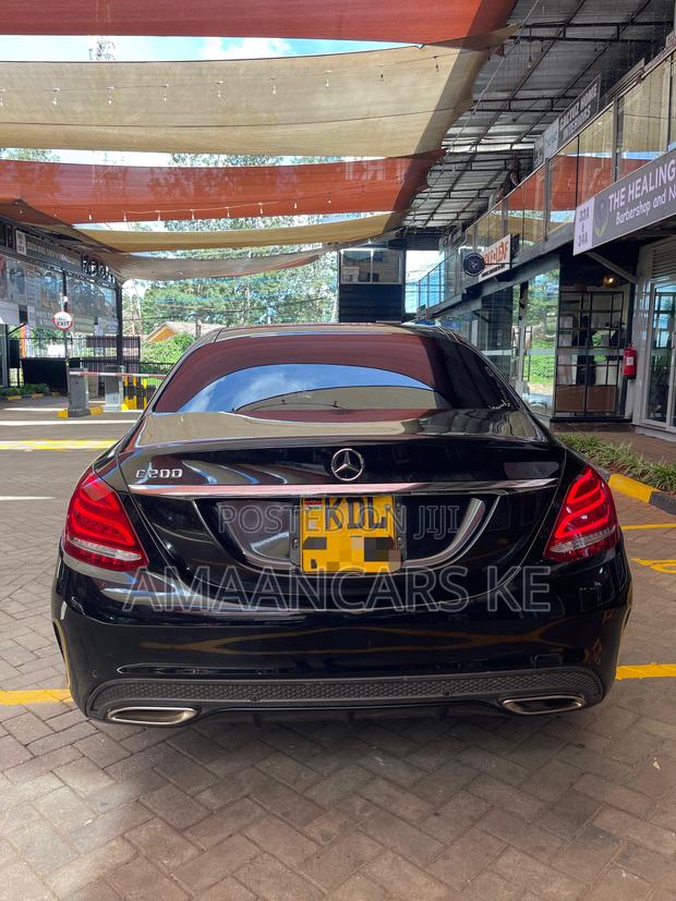 Mercedes-Benz C200 2016 Black