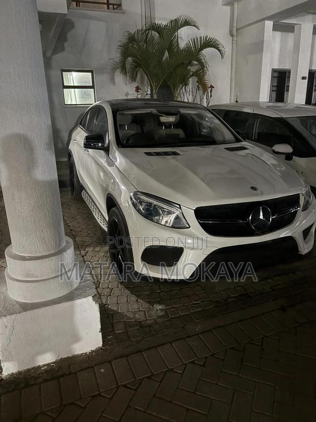 Mercedes-Benz GLE-Class AMG GLE 43 4MATIC 2018 White