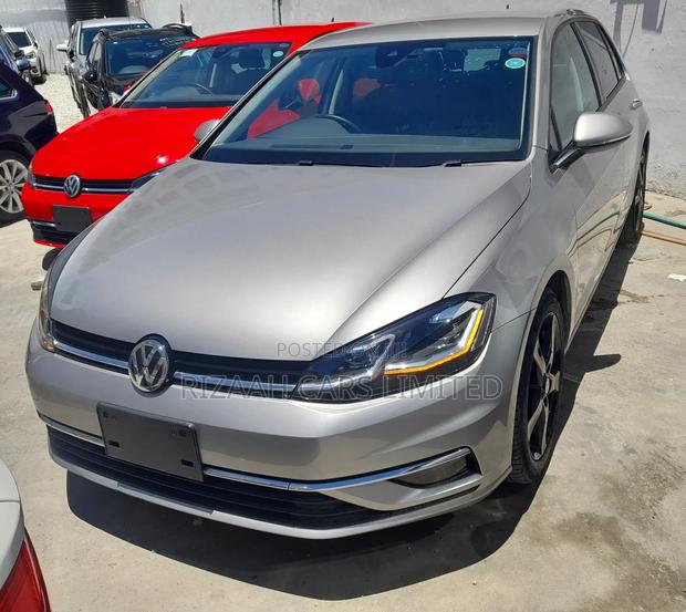 Volkswagen Golf 2019 Silver