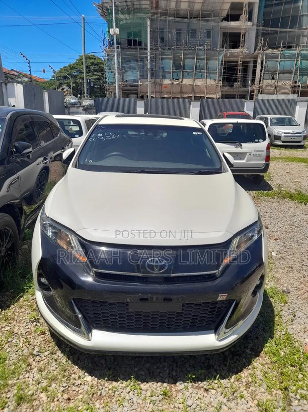 Toyota Harrier 2.0 Turbo GR Sport 2018 White