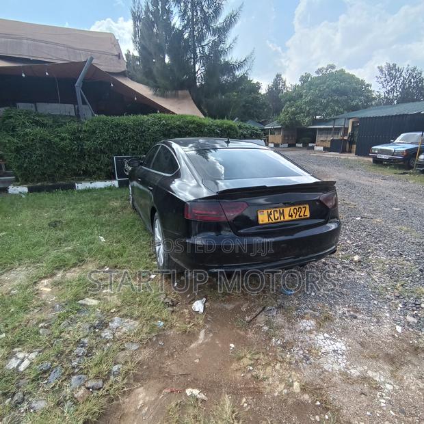 Audi A5 2.0T Premium Quattro 2011 Black