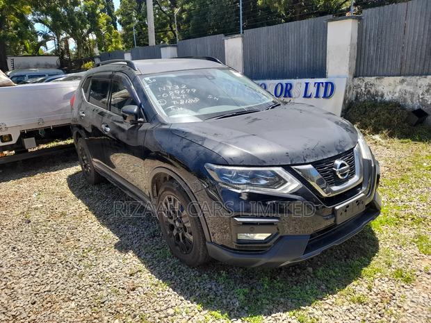 Nissan X-Trail 2.0 Petrol AWD 2018 Black
