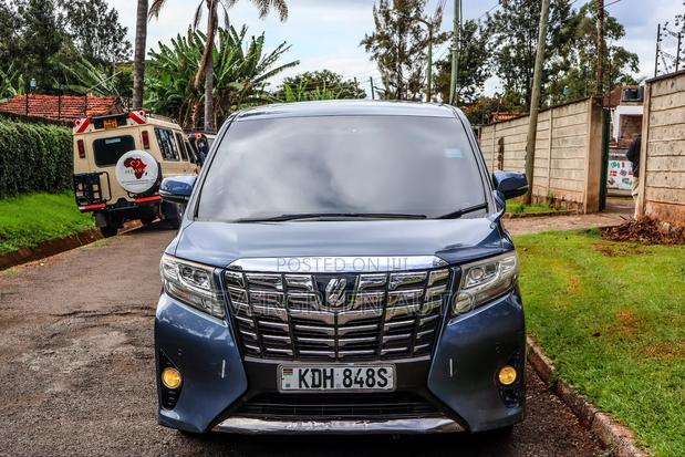Toyota Alphard 2.4 Petrol AWD 2015 Blue