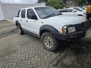 Nissan DoubleCab 2006 White for sale