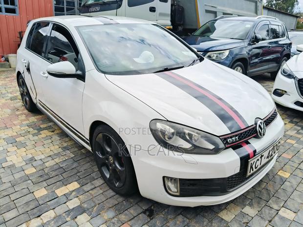 Volkswagen Golf GTI 2012 White