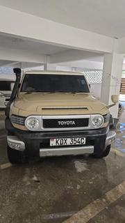 Toyota FJ Cruiser 2017 Beige for sale