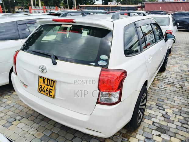 Toyota Corolla Fielder 1.5 Petrol FWD 2015 White