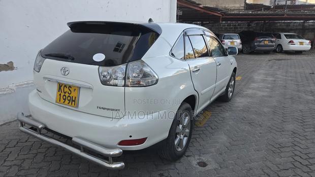 Toyota Harrier 2011 Pearl