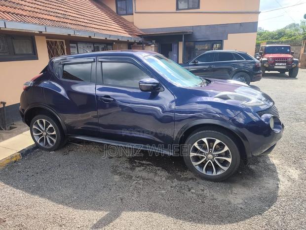 Nissan Juke SL 4dr Hatchback (1.6L 4cyl Turbo CVT) 2014 Purple