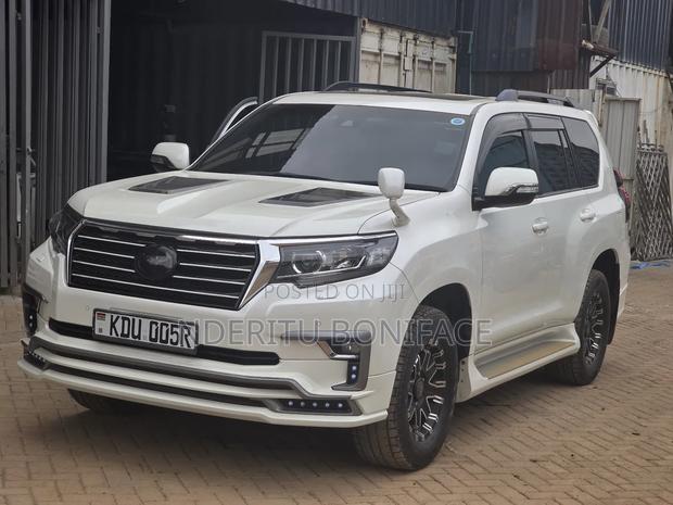 Toyota Land Cruiser Prado 2.7 2019 White