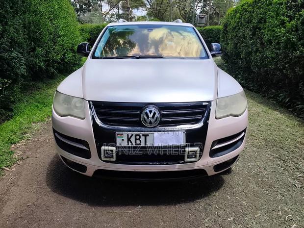 Volkswagen Touareg 3.0 V6 TDi Tiptronic 2009 Pink