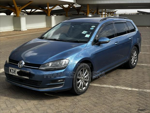 Volkswagen Golf Variant 2014 Blue