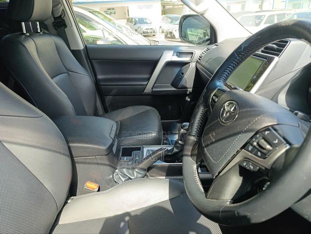 Toyota Land Cruiser Prado 2.8 2019 Pearl