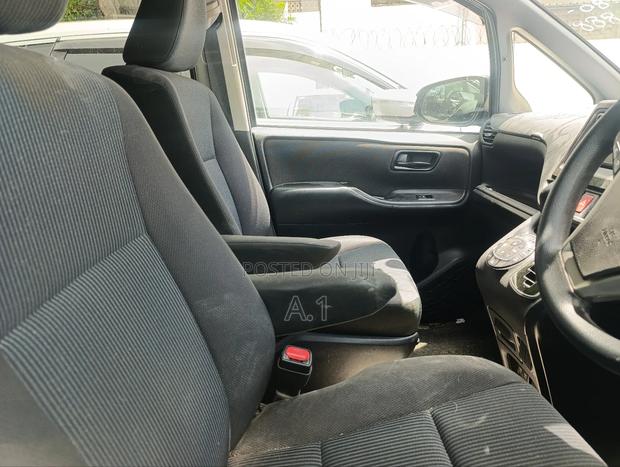 Toyota Voxy 2018 Matt Black