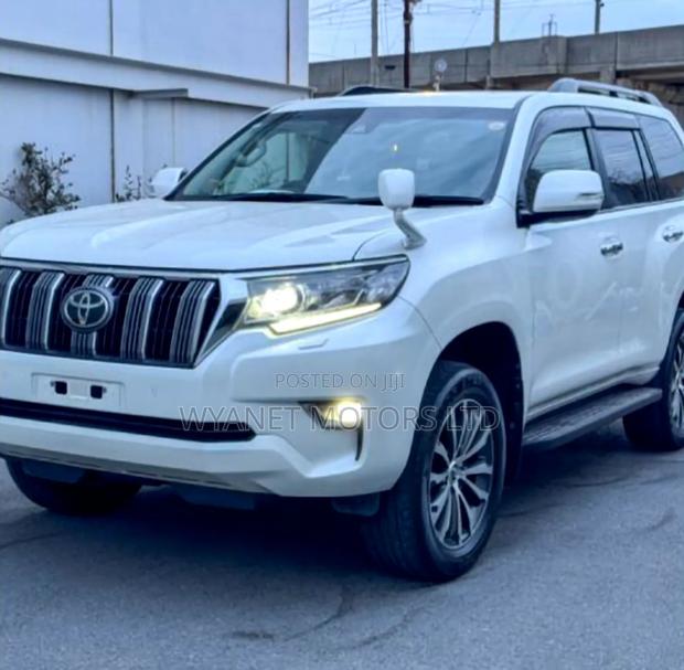 Toyota Land Cruiser Prado 2.7 2020 White