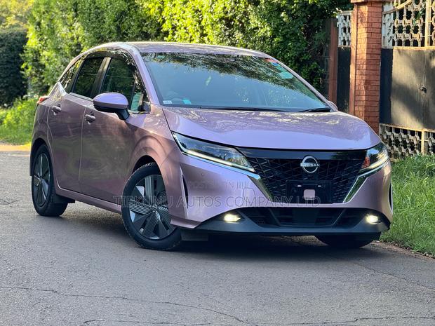 Nissan Note 1.2 Hybrid 2021 Pink