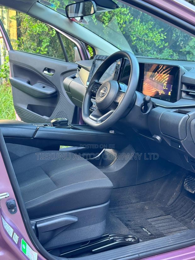 Nissan Note 1.2 Hybrid 2021 Pink