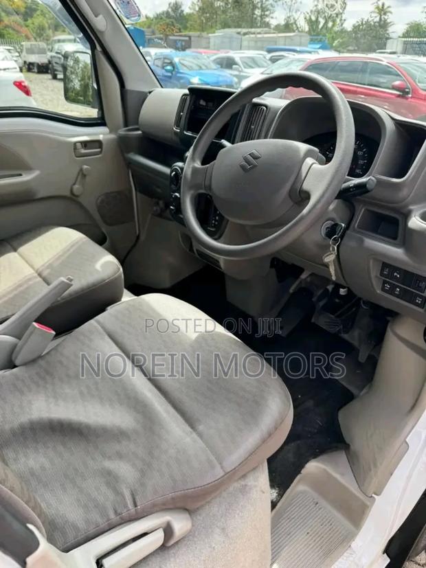 Suzuki Every Wagon 2019 White