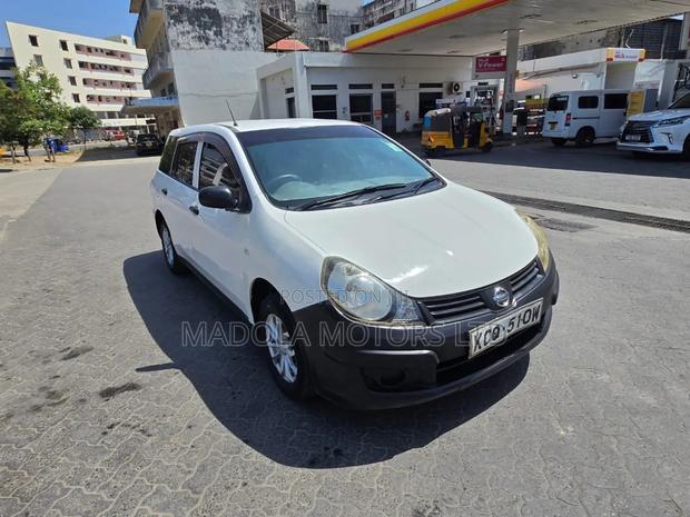 Nissan Advan 2011 White