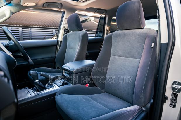 Toyota Land Cruiser Prado 2.8 2019 White