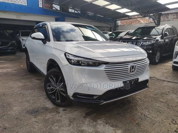 Honda Vezel 2021 White