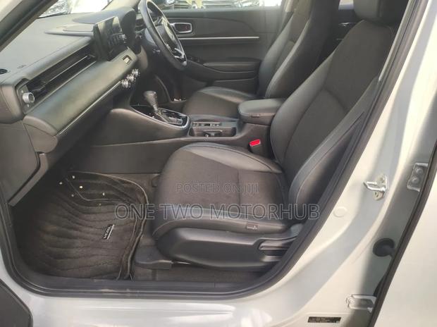 Honda Vezel 2021 White