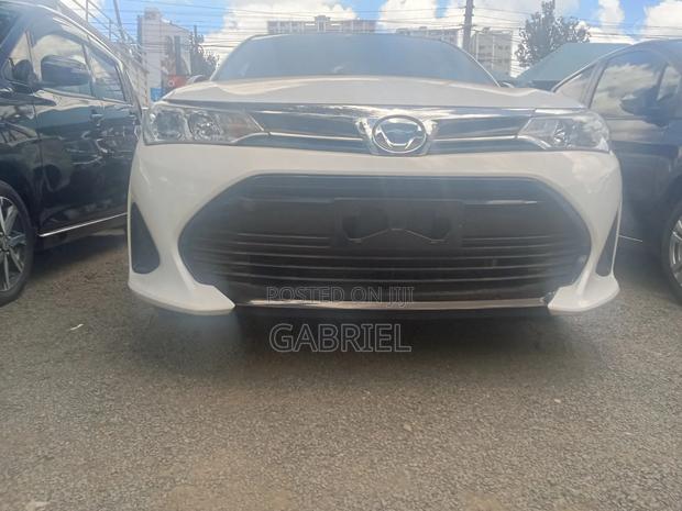 Toyota Corolla Fielder 1.5 Hybrid FWD 2019 Off white