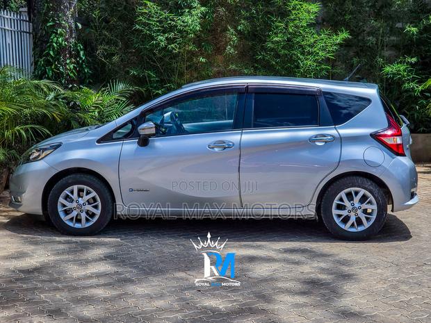 Nissan Note 1.2 Hybrid 2019 Silver