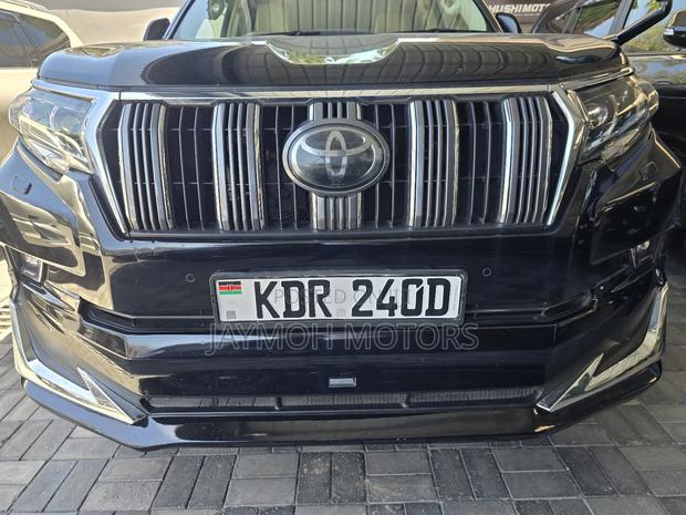 Toyota Land Cruiser Prado 2019 Black