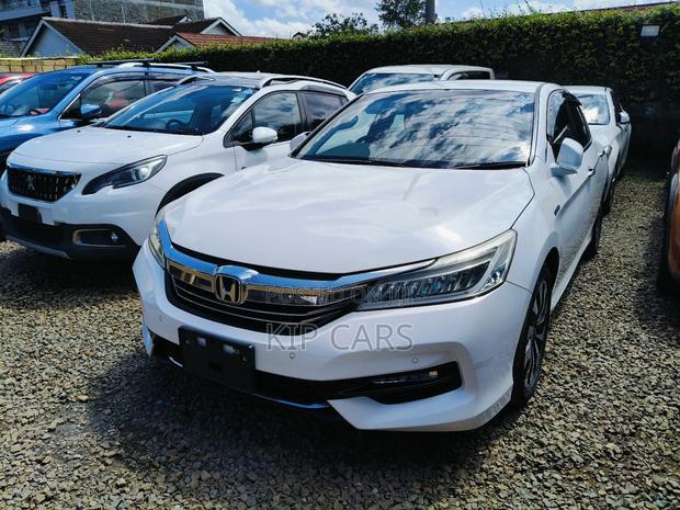 Honda Accord Sport SE 4dr Sedan FWD (2.4L 4cyl 2A) 2017 White