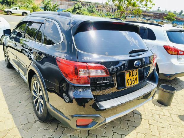 Subaru Outback 2.5i 4dr Wagon AWD (2.5L 4cyl CVT) 2014 Black