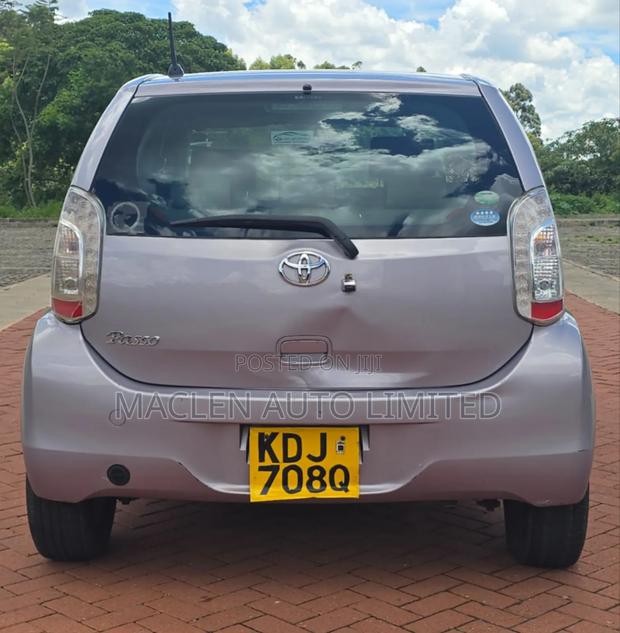 Toyota Passo 2015 Pink