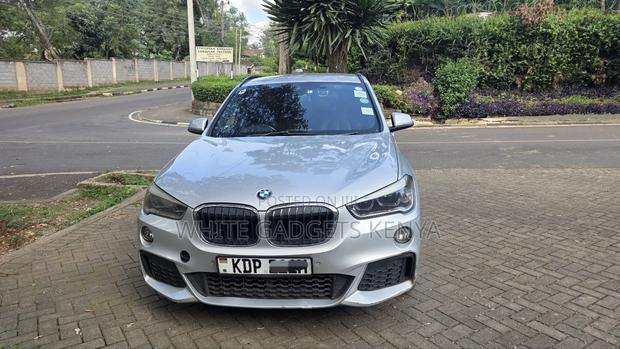 BMW X1 xDrive28i AWD 2016 Silver