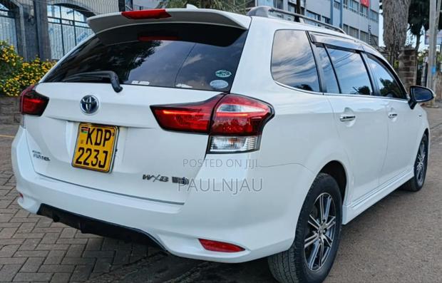 Toyota Corolla Fielder 2017