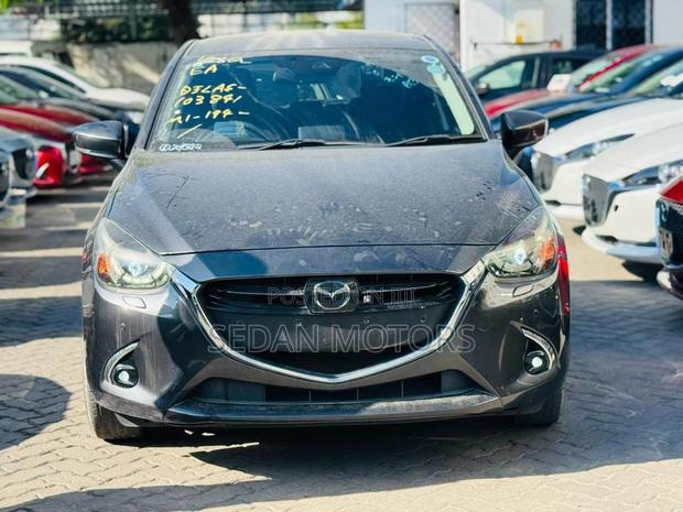 Mazda Demio 2019 Gray