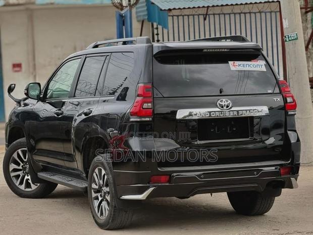 Toyota Land Cruiser 2019 Matt Black