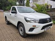 Toyota Hilux 2024 White for sale
