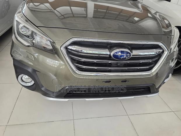 Subaru Outback 2019 Green