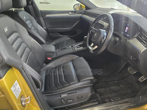 Volkswagen Arteon 2020 Yellow
