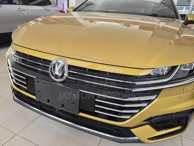 Volkswagen Arteon 2020 Yellow
