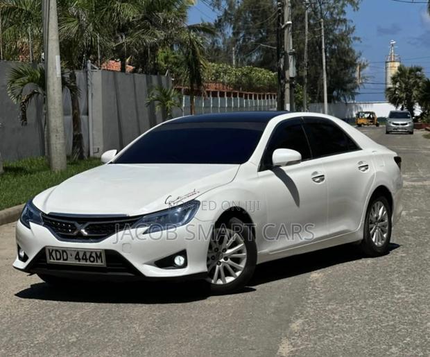 Toyota Mark X 2014 White