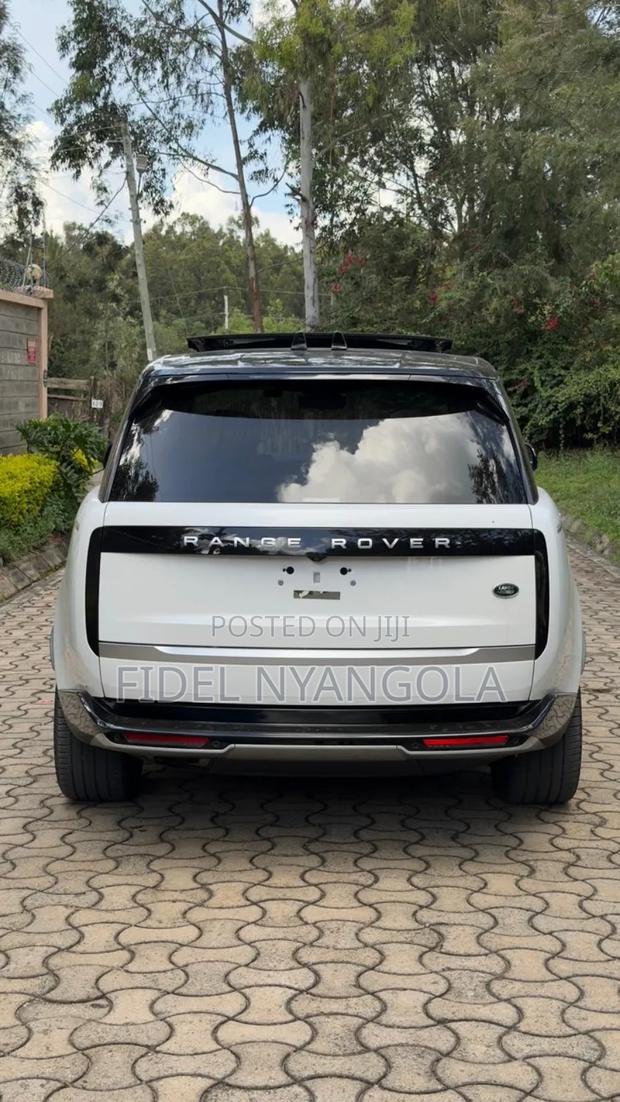 Land Rover Range Rover Vogue 2023 White