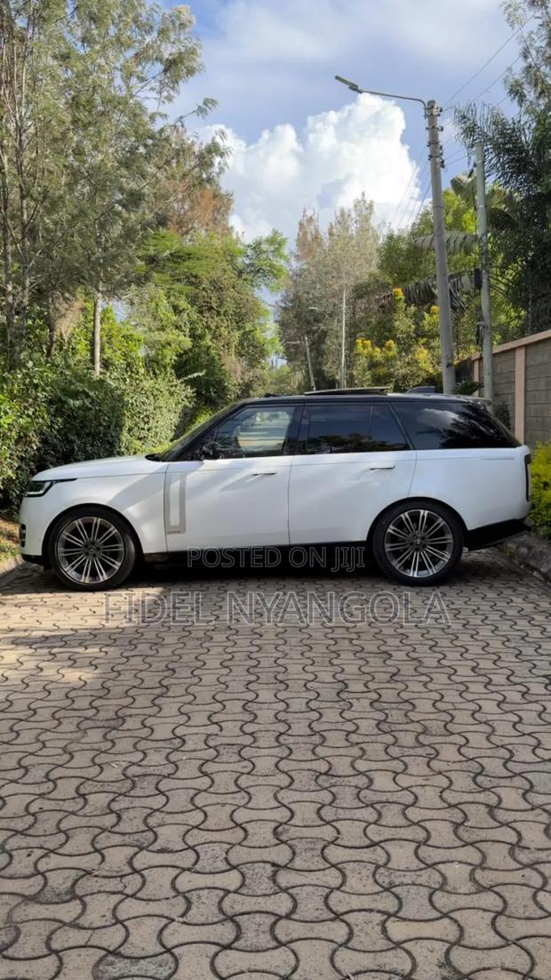 Land Rover Range Rover Vogue 2023 White