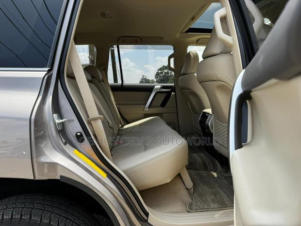 Toyota Land Cruiser Prado 2020