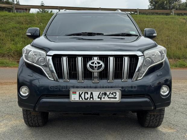 Toyota Land Cruiser Prado 2014